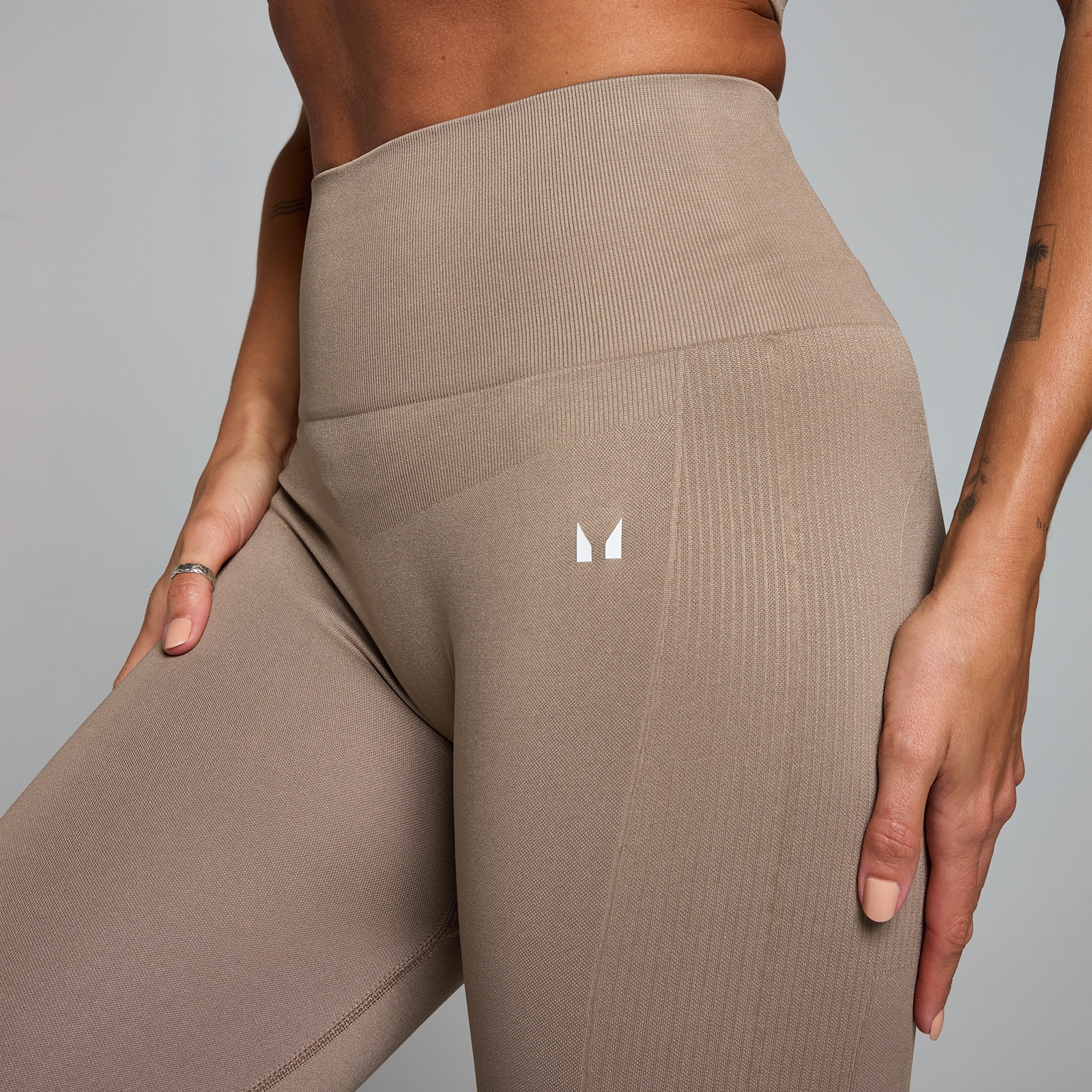 Thumbnail - MP Damen Shape Nahtlose Leggings – Helles Graubraun - XS