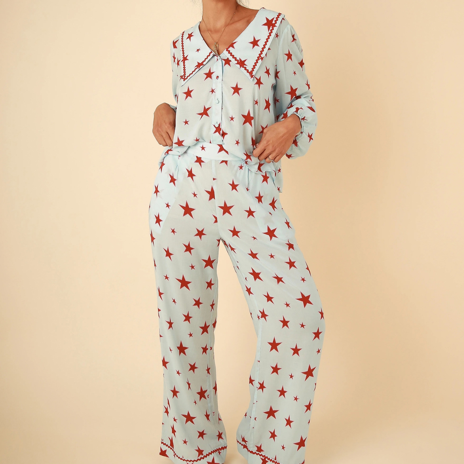 it’s 9pm Frenchie Star-Print Pyjama Set – 12