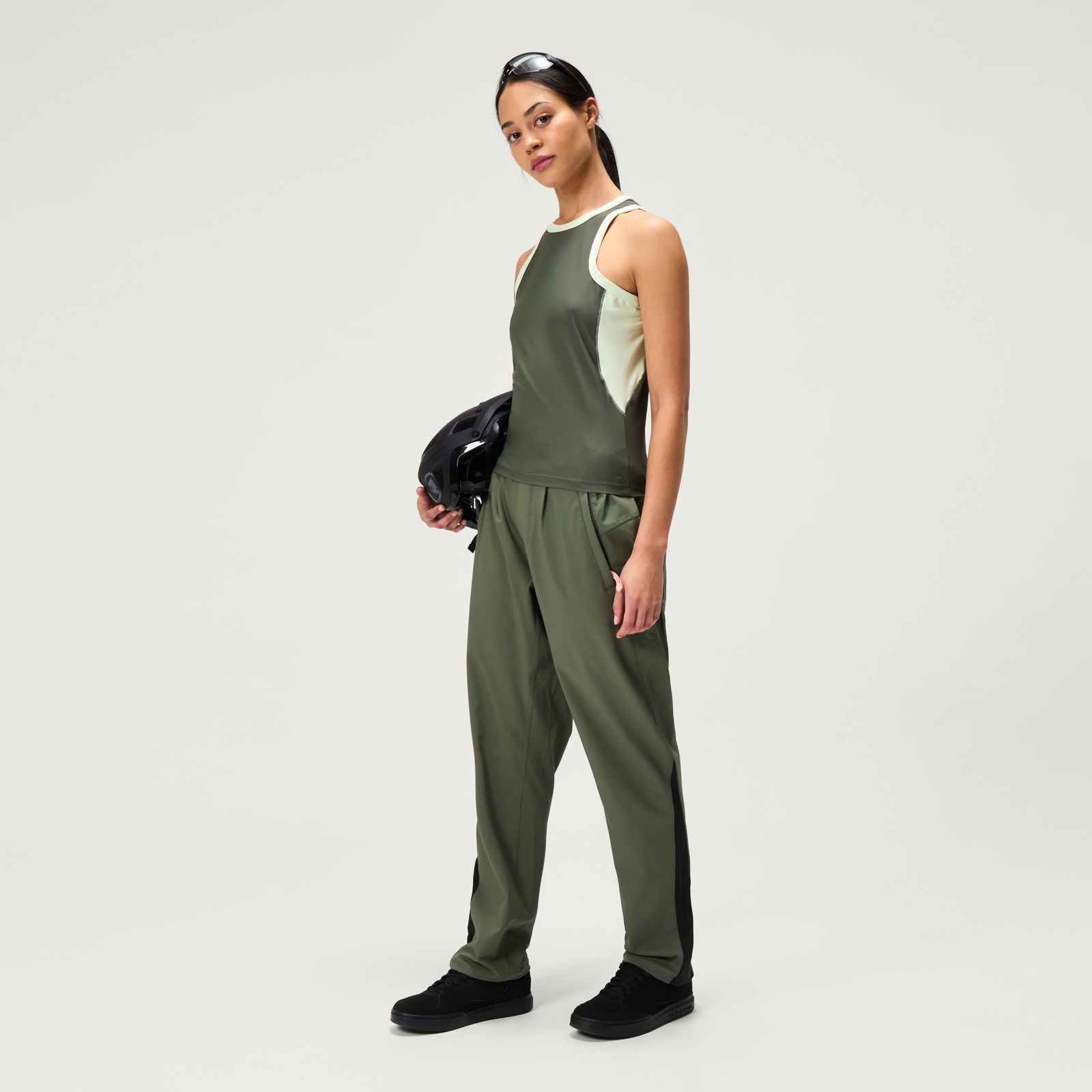 Endura Women's SulTrac Tank Top - Thyme | Extra 10% off first order.