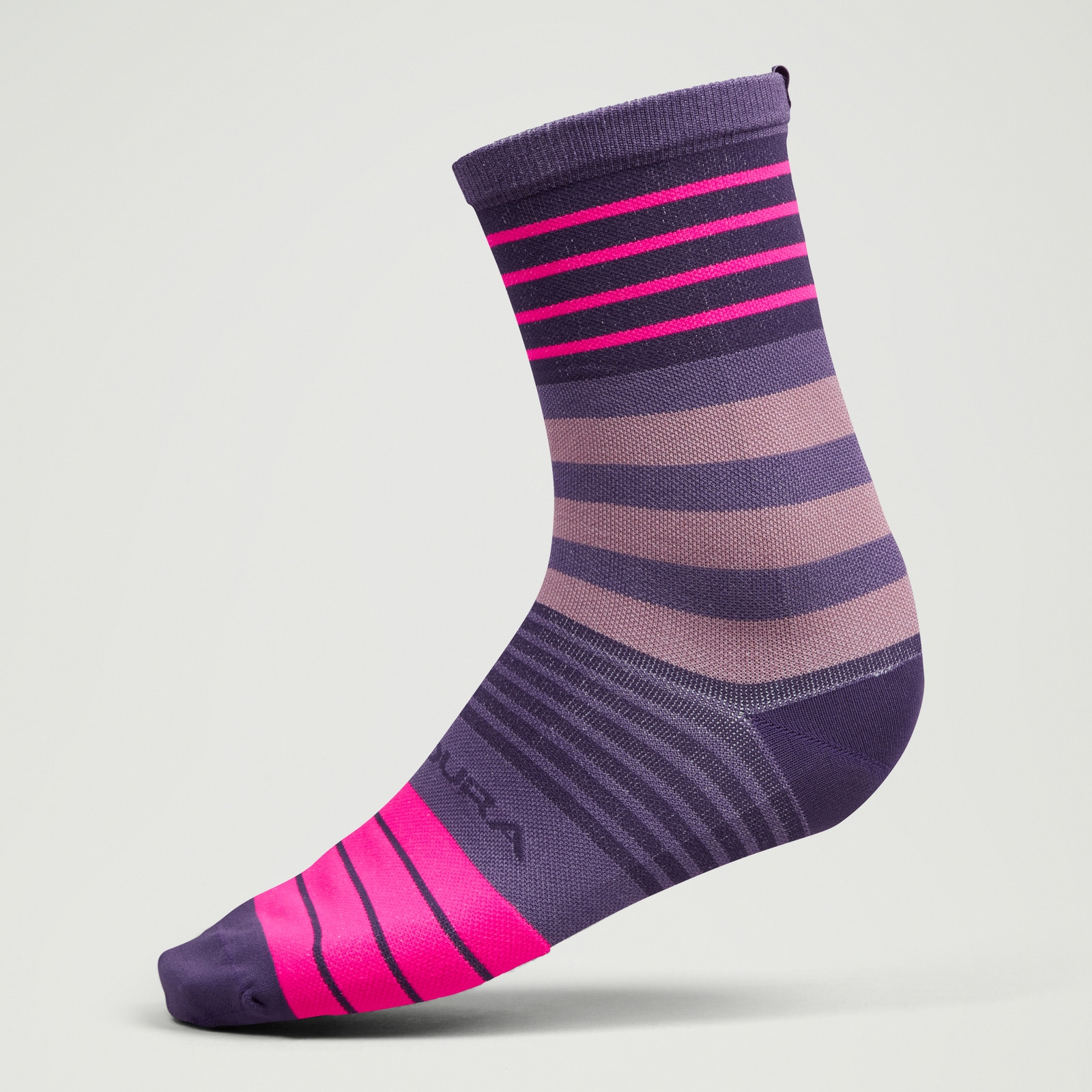 Endura Block Socks - Bramble | Extra 10% off first order.