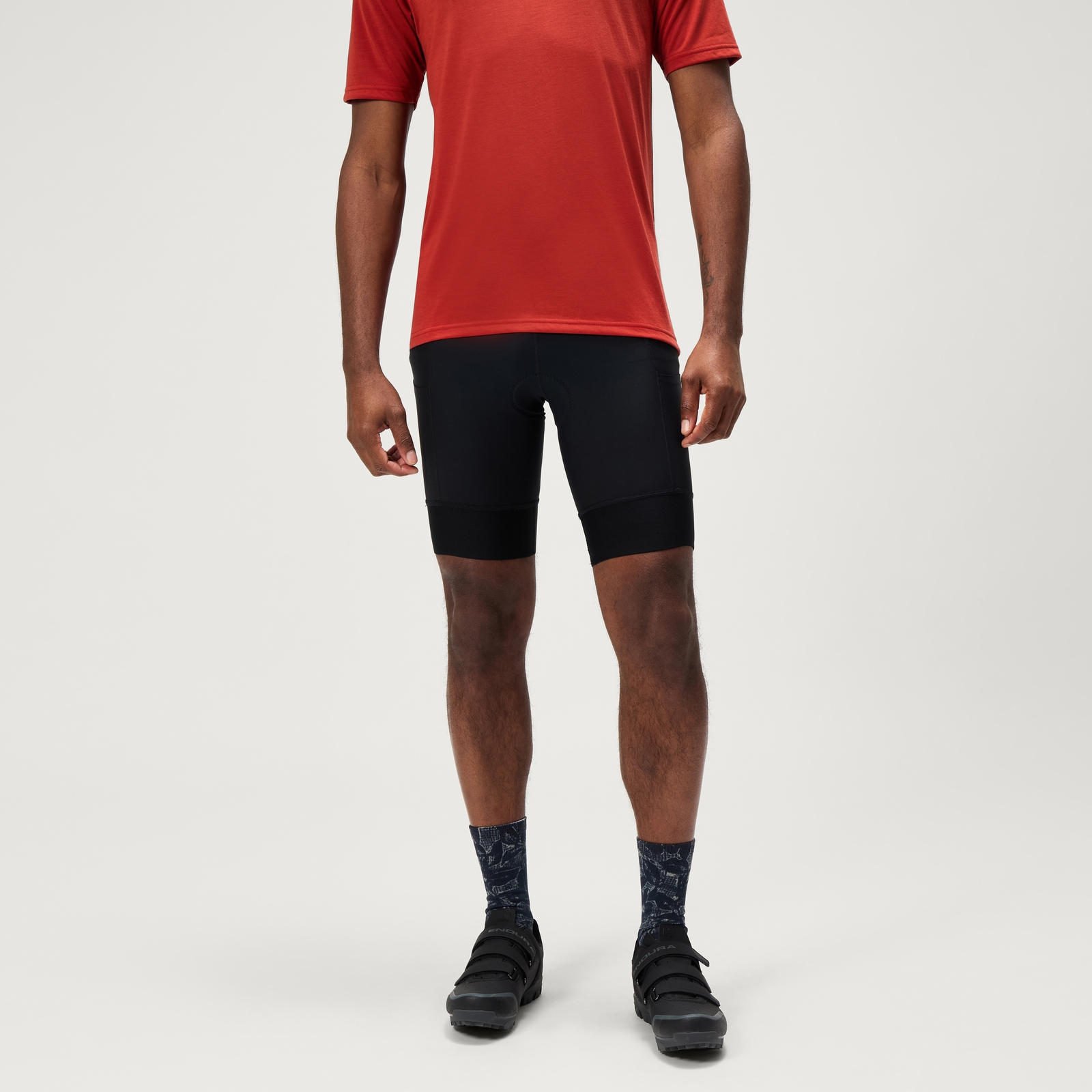 Endura Men's Loop Waist Shorts - Black | Extra 10% off first order.