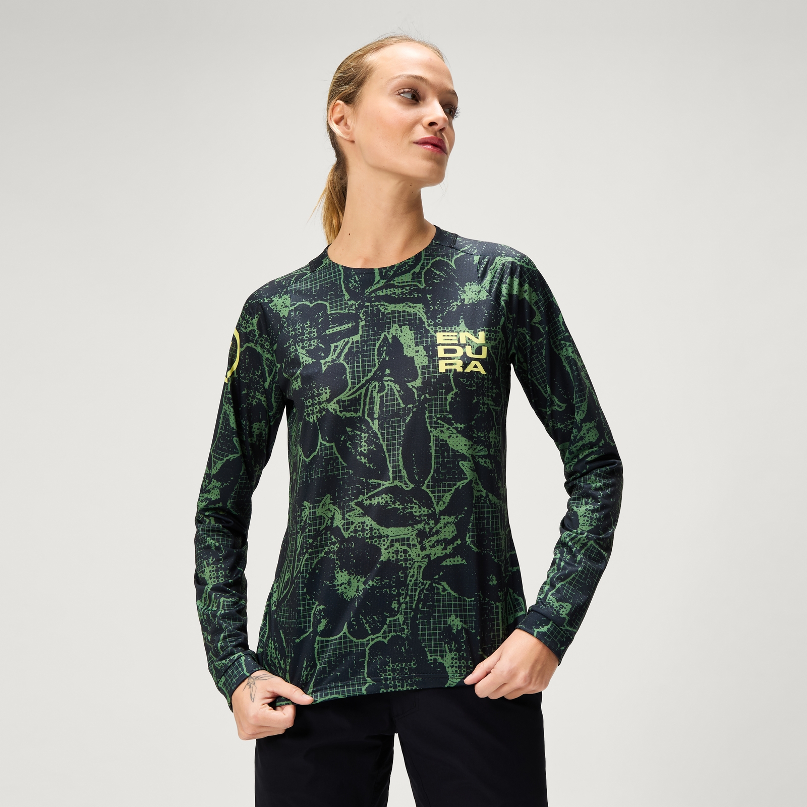 Endura Women's Ltd Floral L/S Tee - Black | Extra 10% off first order.