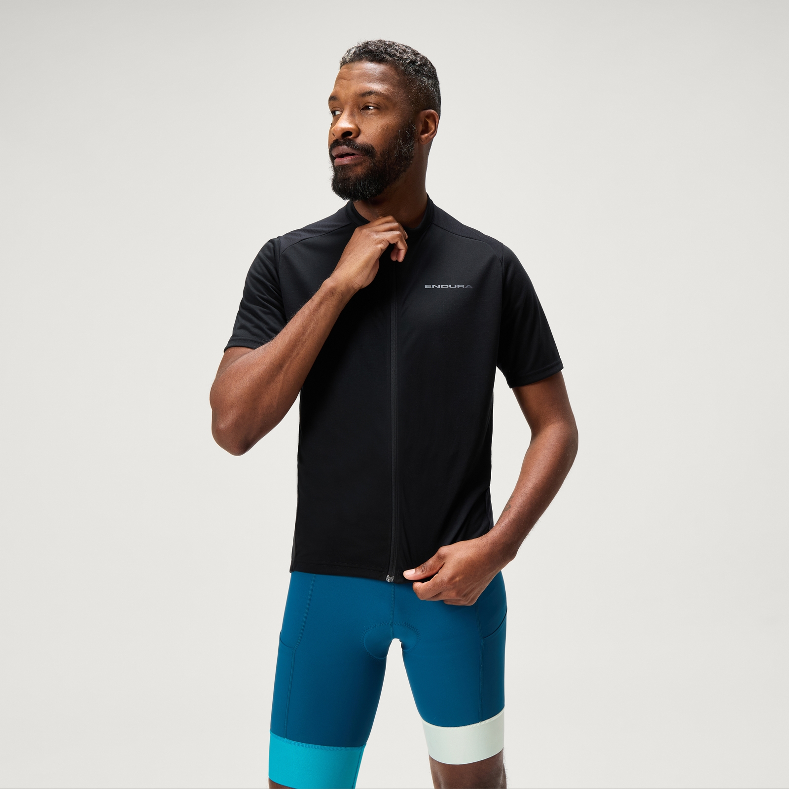Endura Men's Loop S/S Zipped Jersey - Black | Extra 10% off first order.