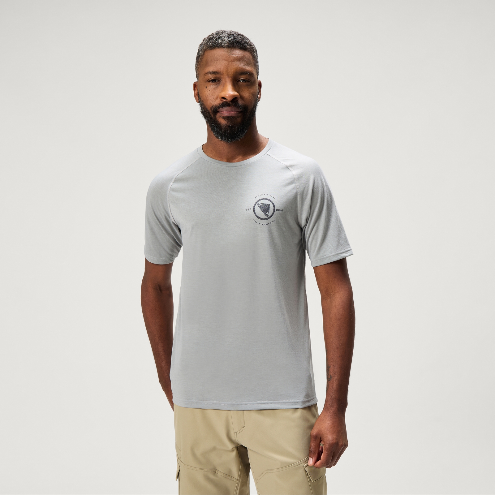 Endura Men's Loop S/S Tech Tee - Dreich Grey | Extra 10% off first order.