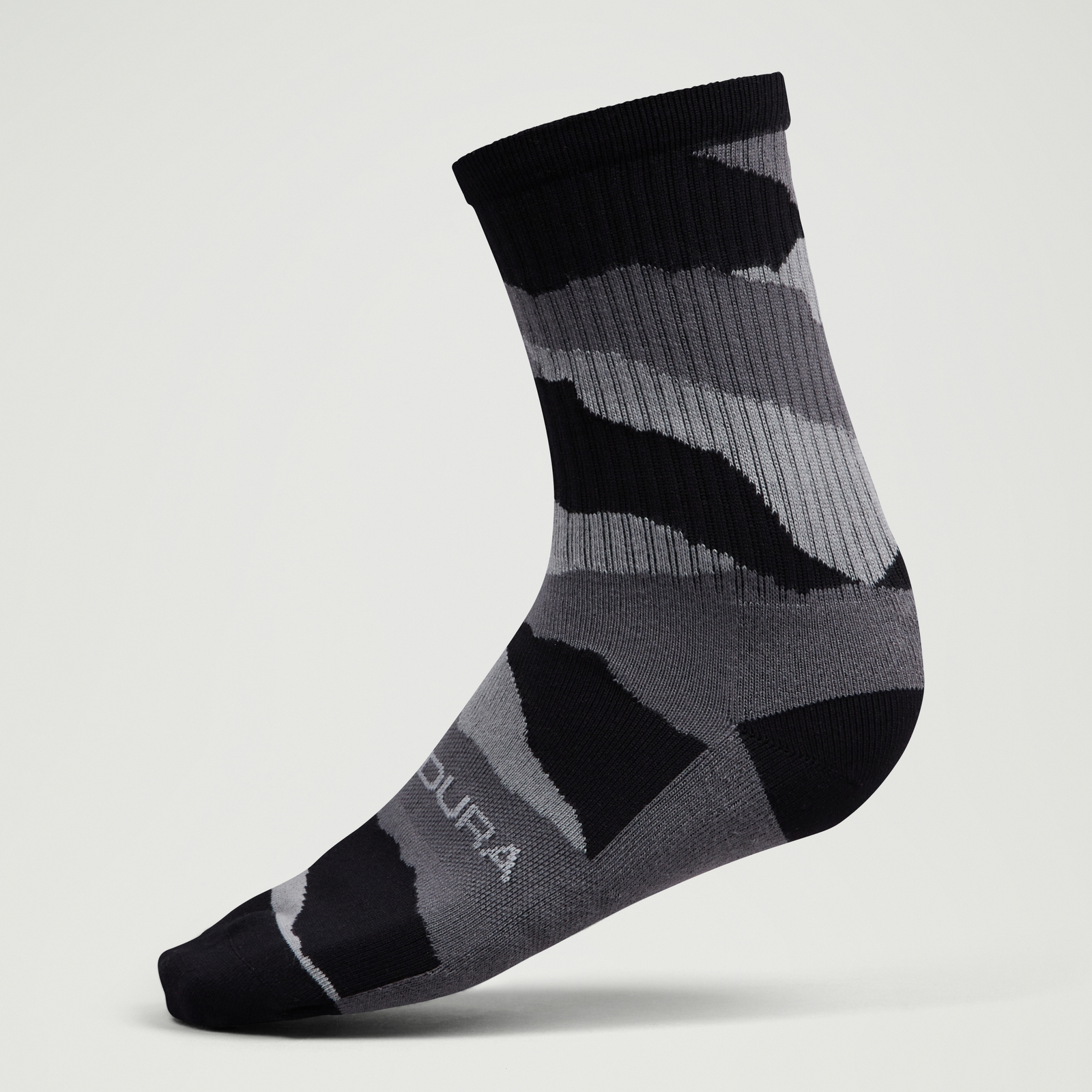 Endura Peak Socks - Black | Extra 10% off first order.