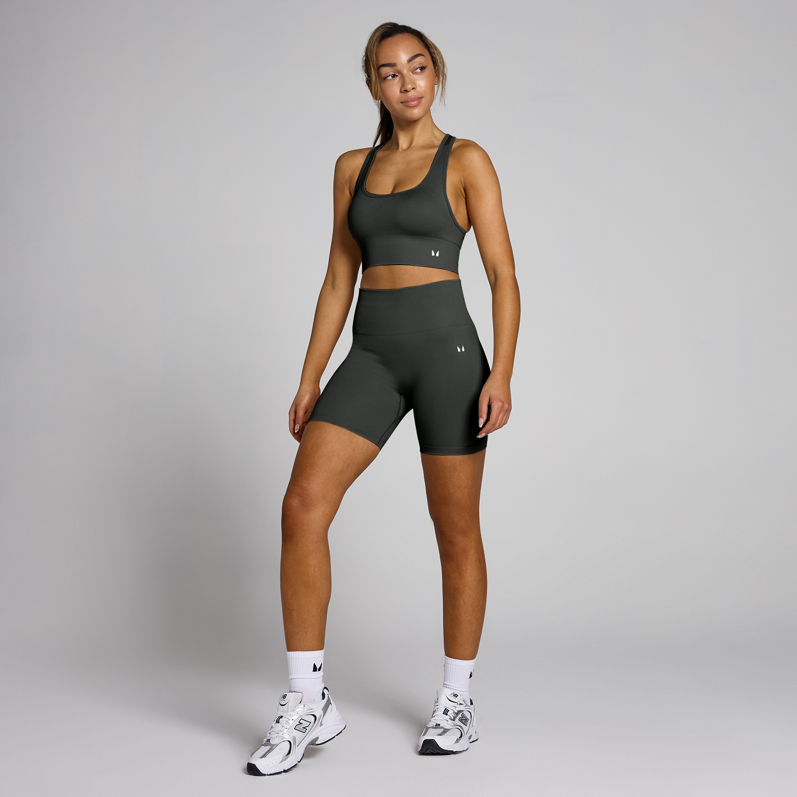 Thumbnail - MP Damen Shape Nahtlose Radlerhose — Dunkle Schatten - XXL