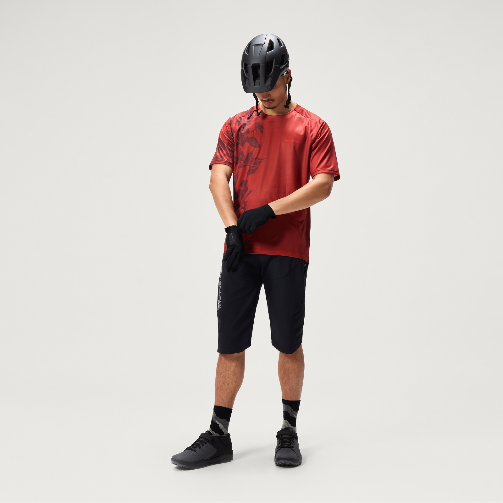 Endura Men's Ltd Botanic Print S/S Tee - Brick | Extra 10% off first order.