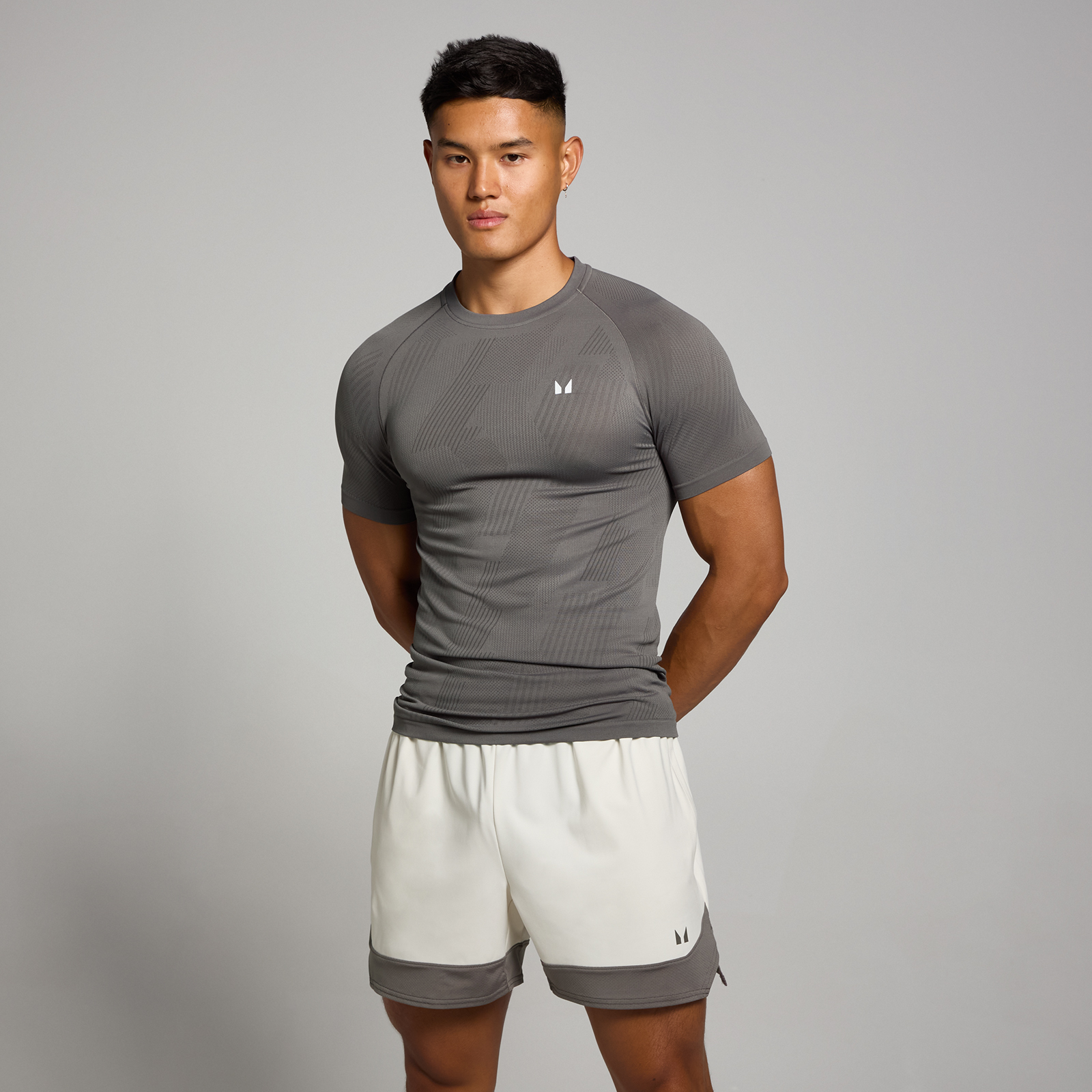 Myprotein UK MyProtein MP Men's Tempo Pillar Graphic Seamless Top - Dark Truffle  - XS