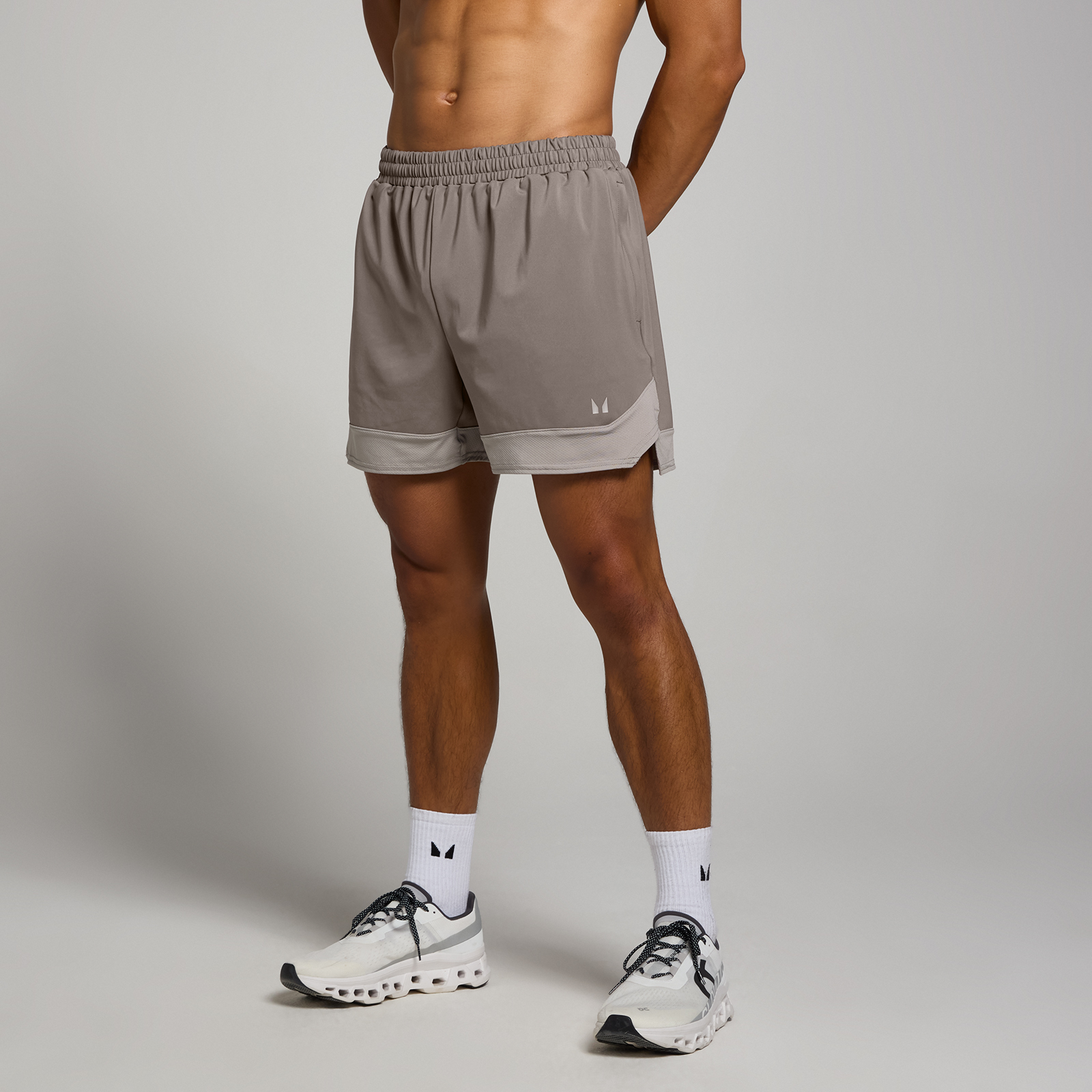 Myprotein UK MyProtein MP Men's Tempo Pillar 5 Inch Shorts  - Dark Truffle  - XXL