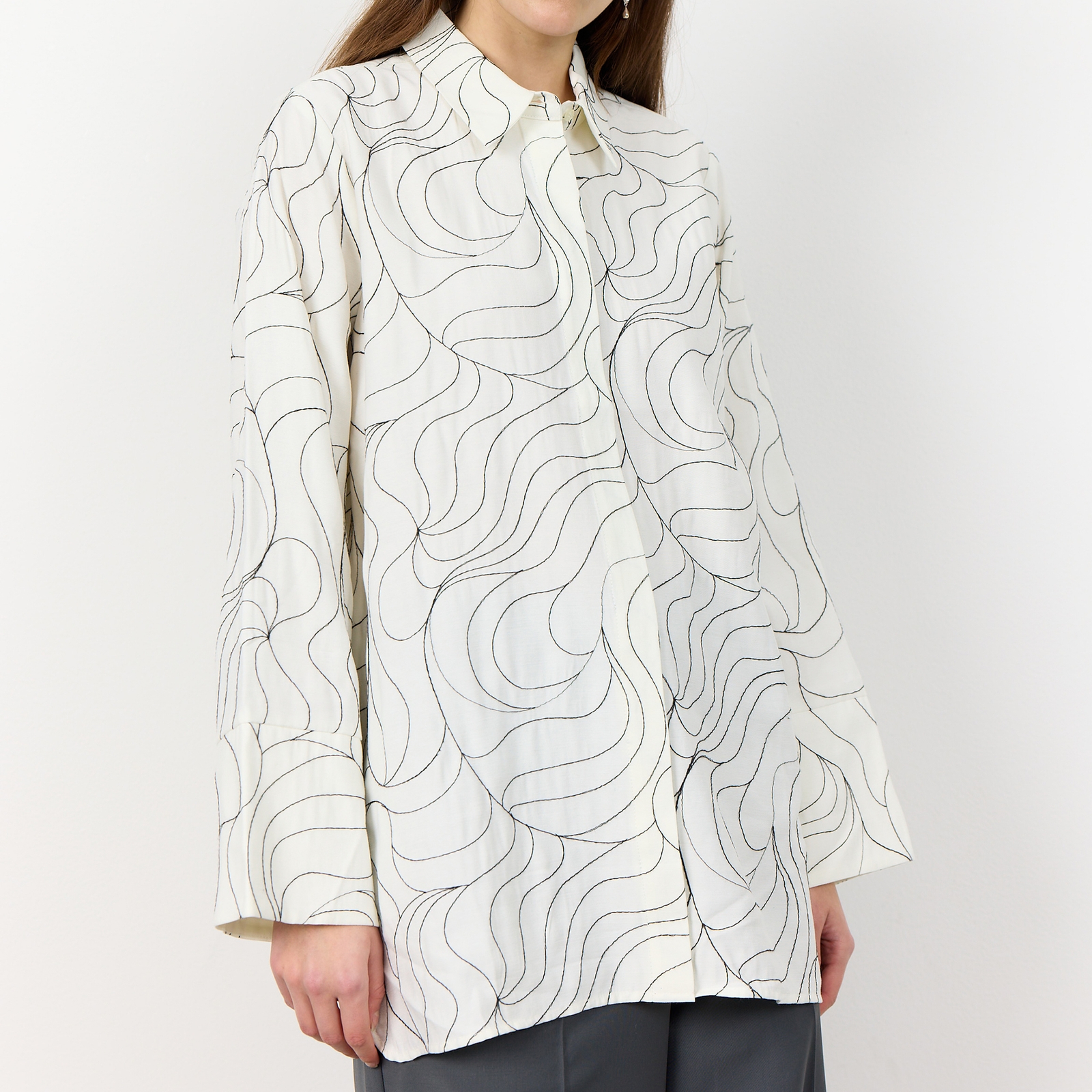 Leveté Room Kora Printed Crepe Shirt - L
