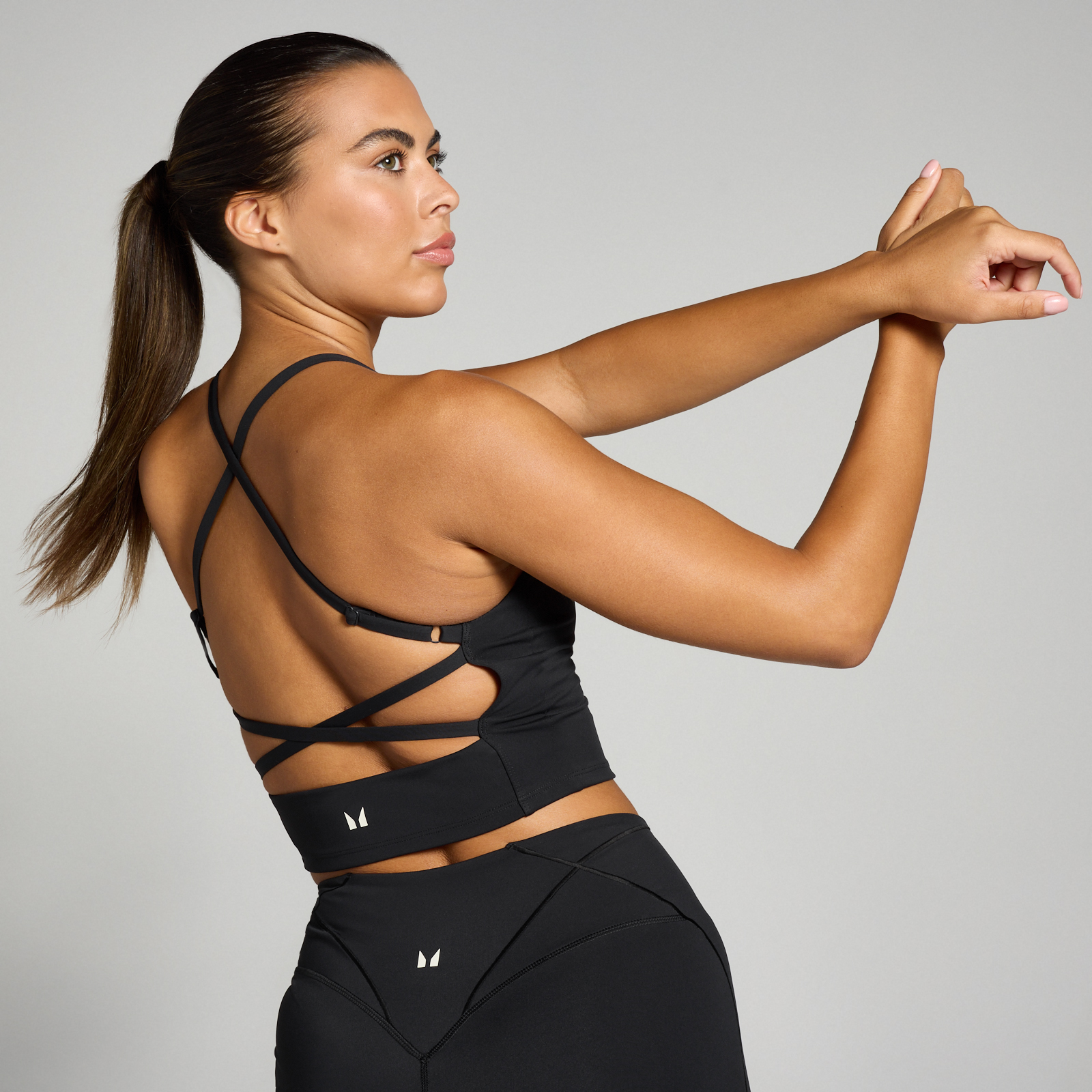 MP Damen Tempo Ultra Top mit überkreuzten Rückenträgern – Schwarz - XS