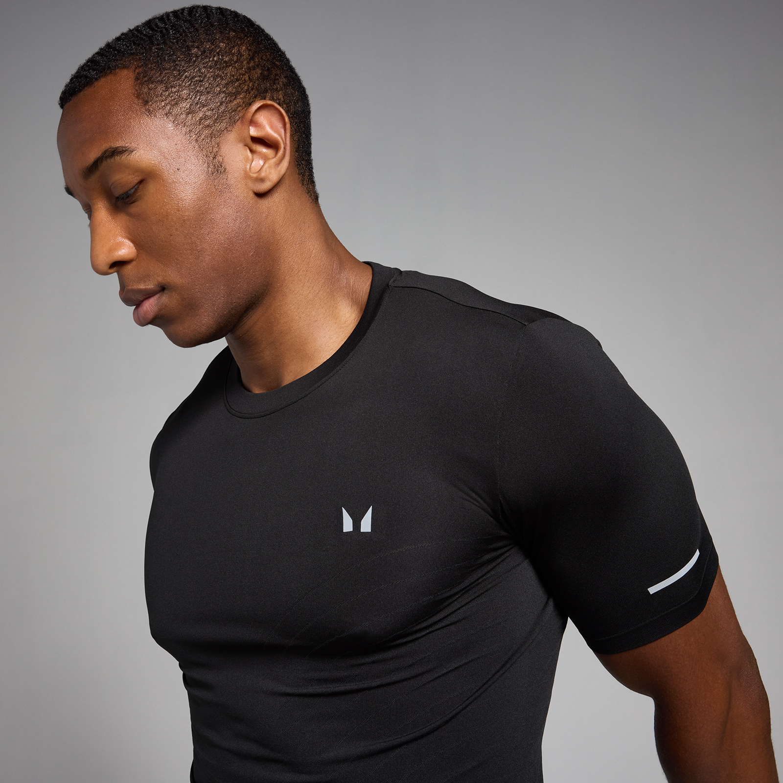 Thumbnail - MP Herren Active Nahtloses T-Shirt mit Aufdruck – Schwarz - M