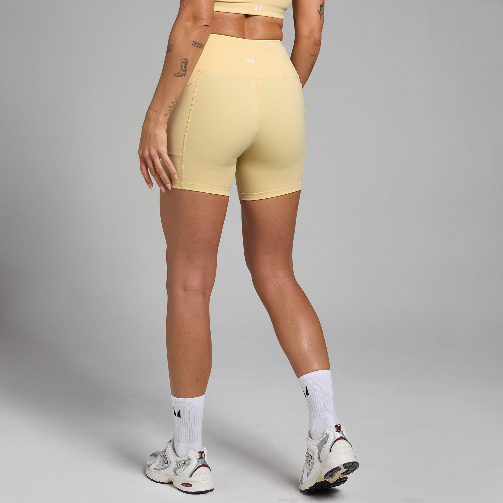 MP Damen Active Radlerhose mit Taschen – Buttermilch - M