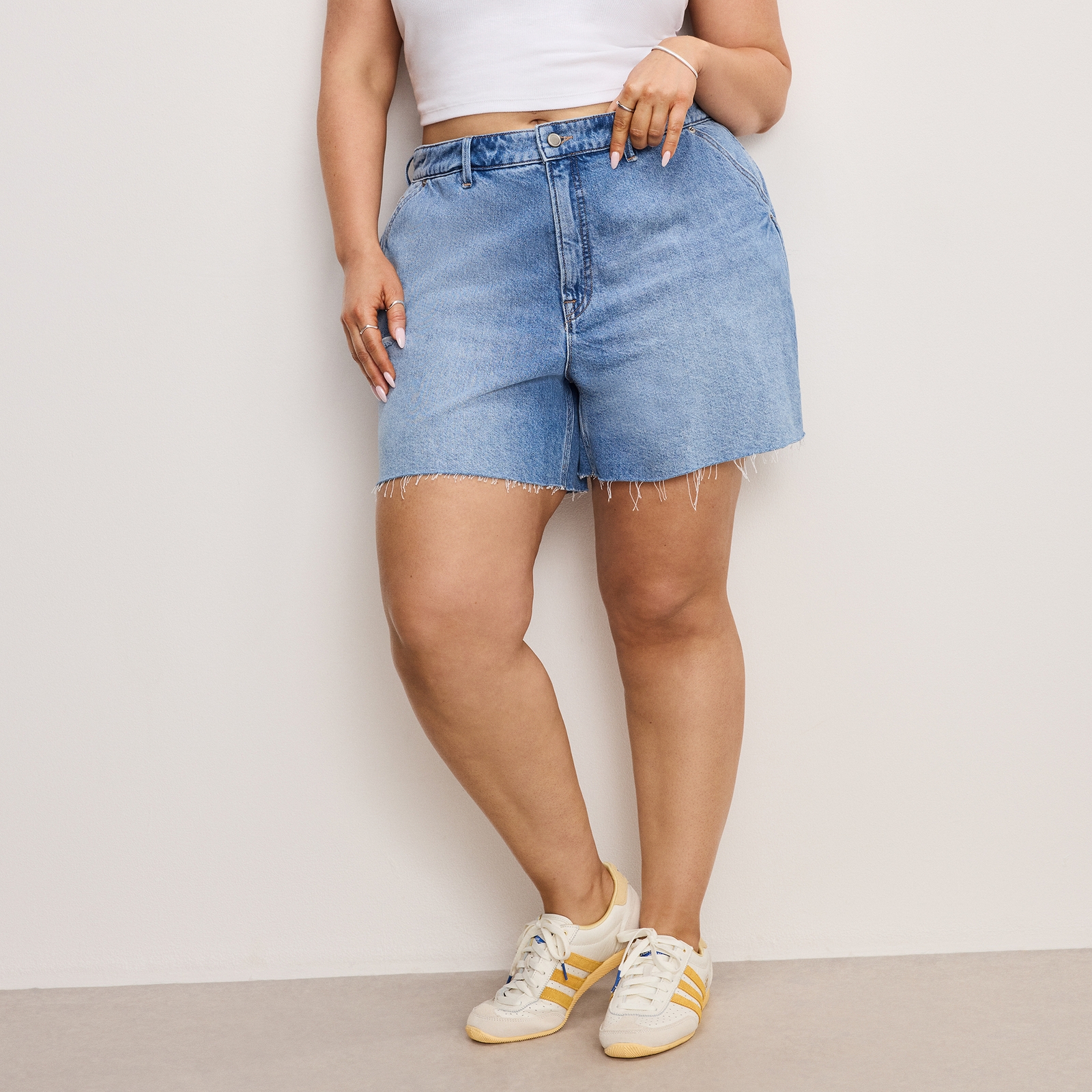 Good American Good 90S Denim Long Shorts - US 4/UK 8