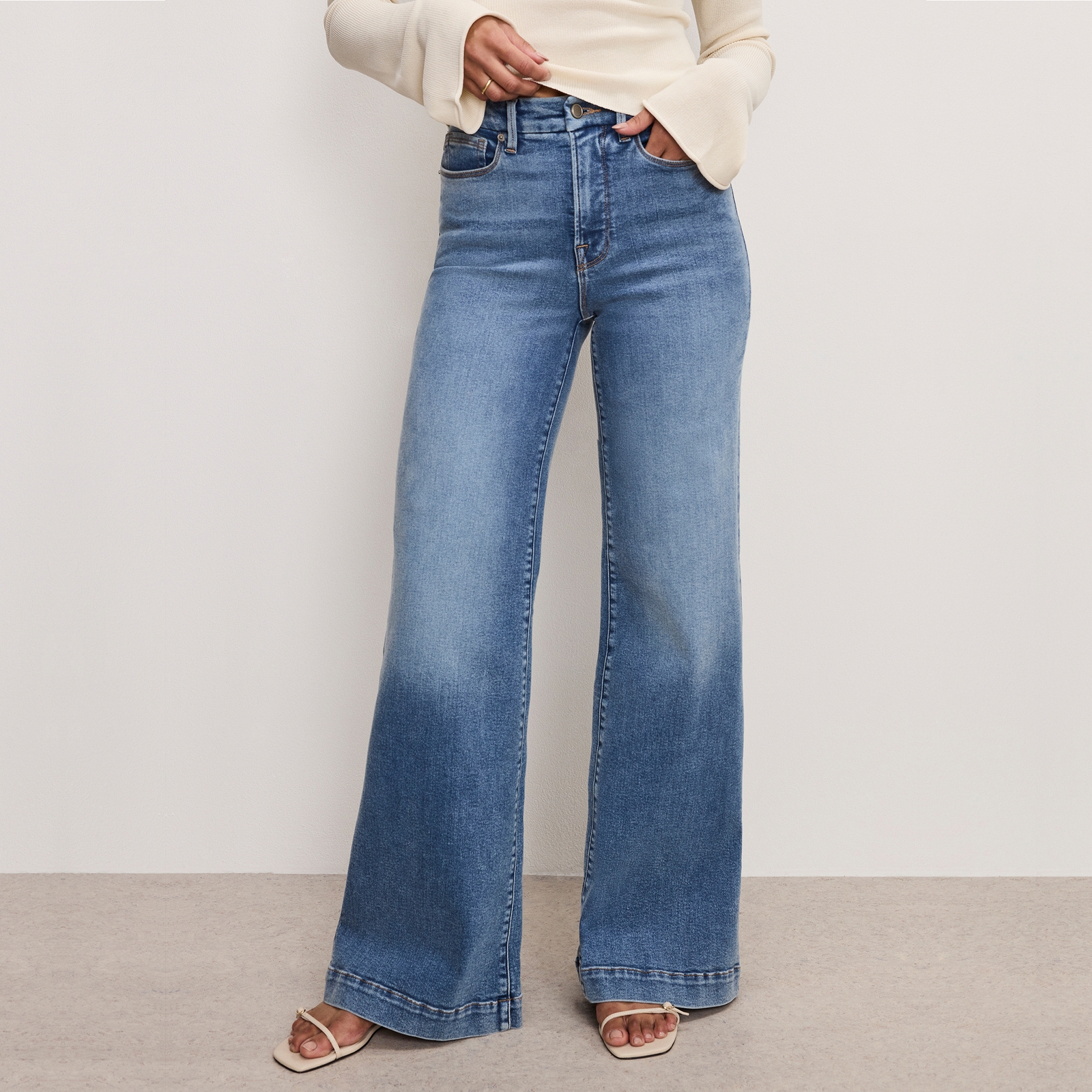 Good American Good Waist Palazzo Light Compression Jeans - US 8/UK 12