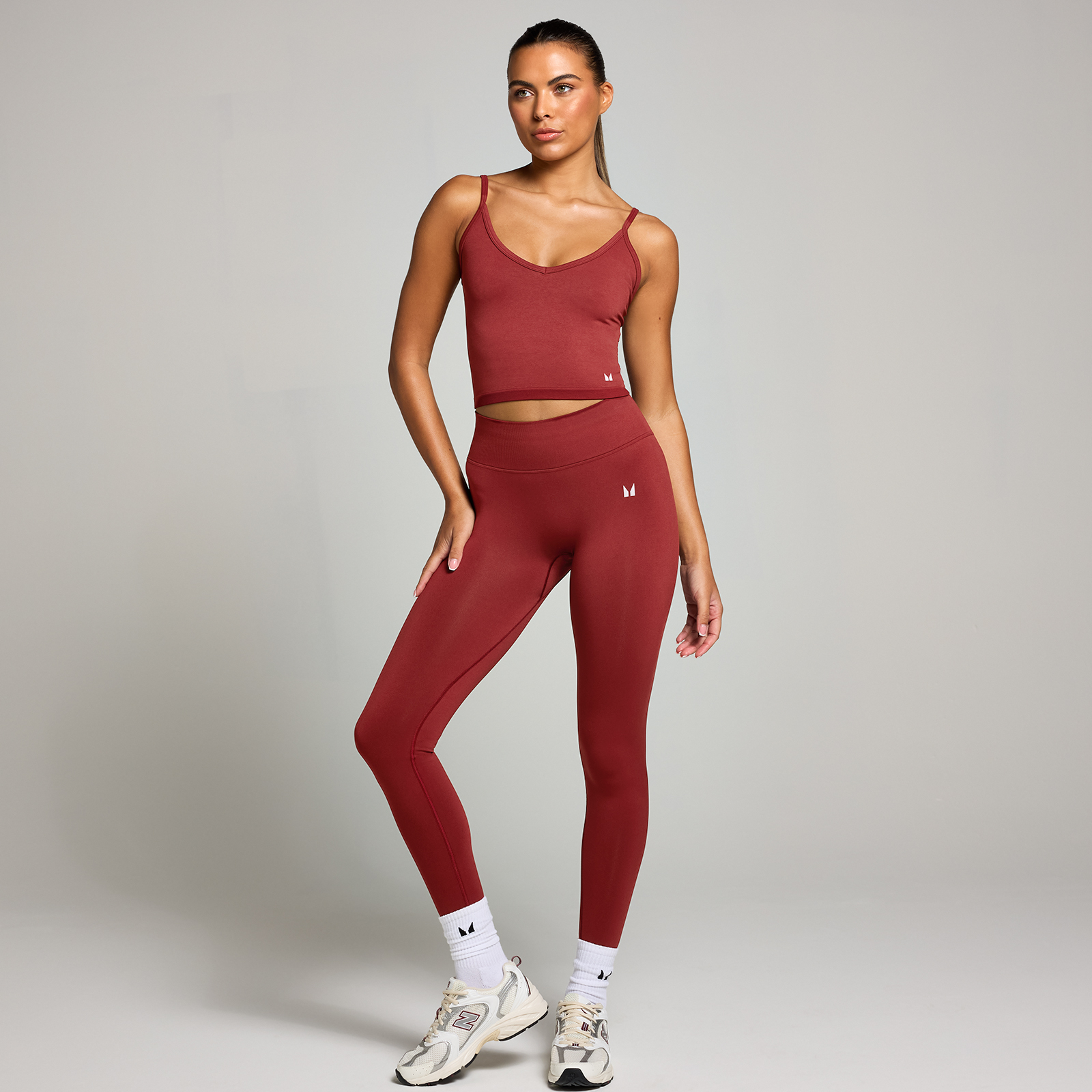 5059883435930 - MP Damen Nahtlose Unsichtbar-Scrunch-Leggings – Kirsche  - M