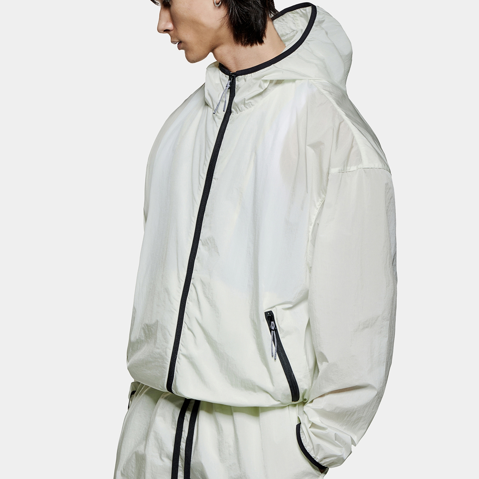 MKI MIYUKI ZOKU Active Hooded Nylon Jacket - L