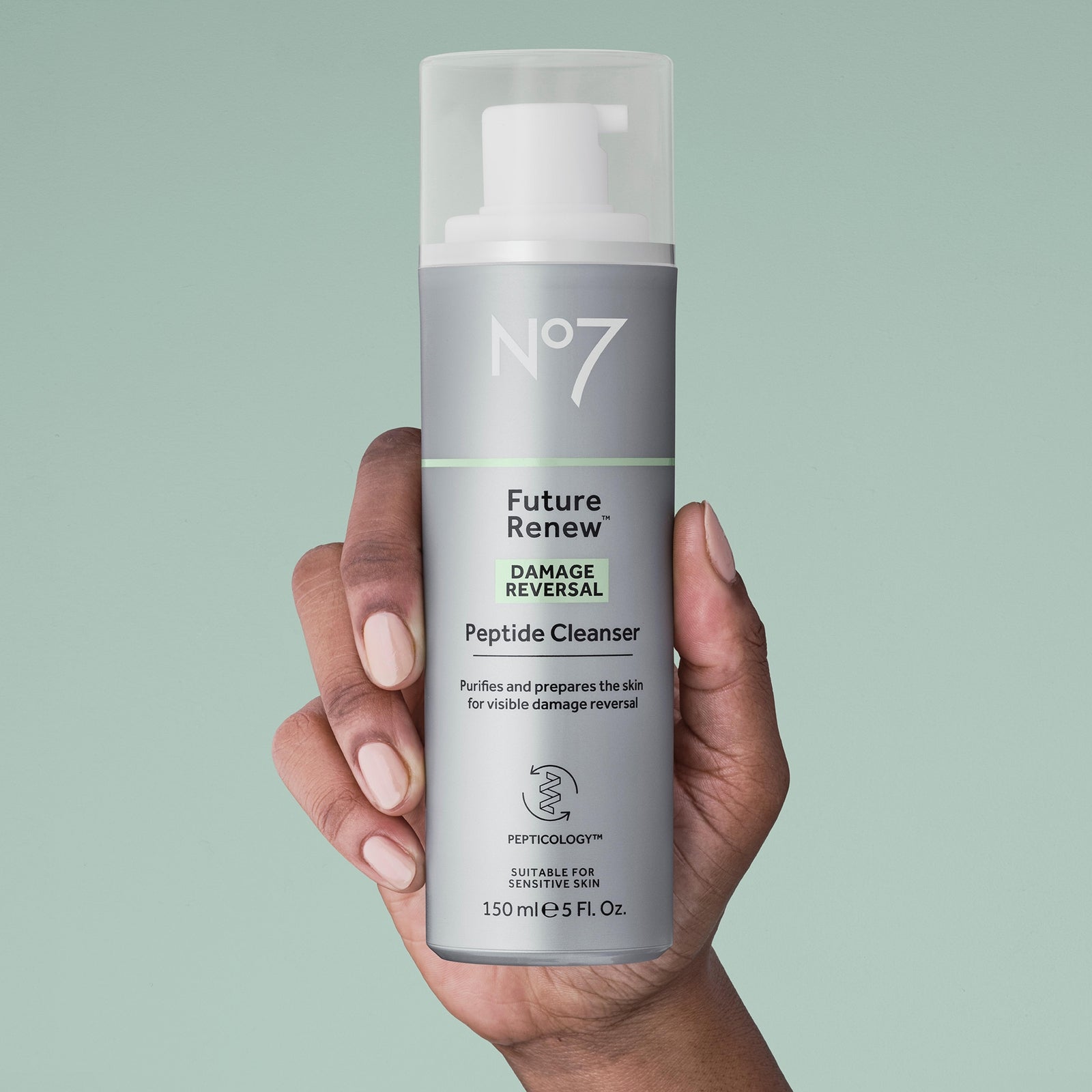 No7 Future Renew Damage Reversal Peptide Cleanser 20$