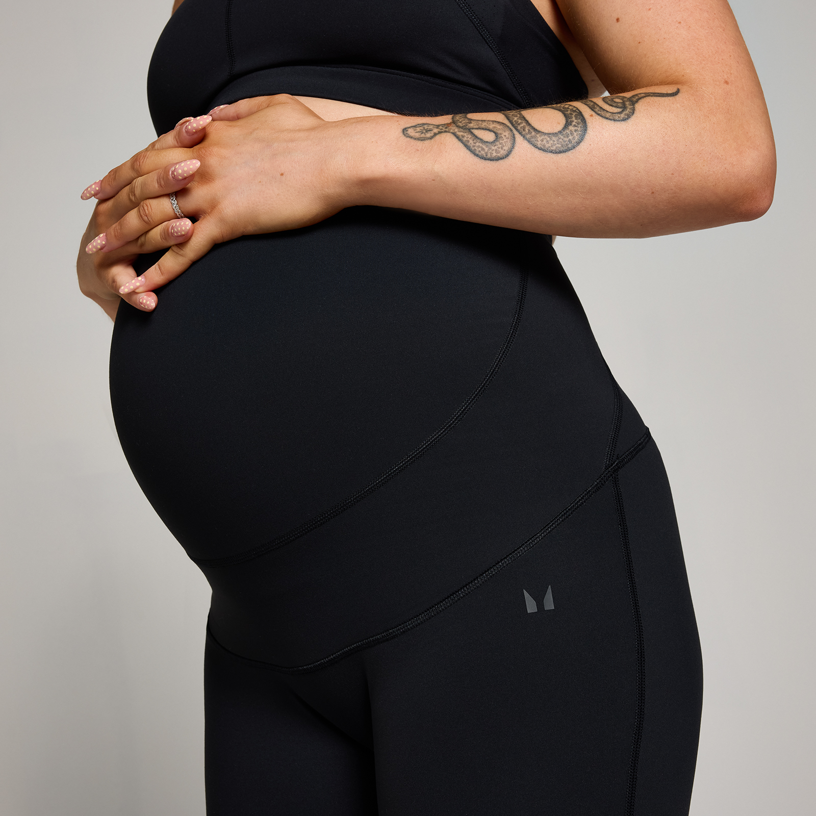 Thumbnail - MP Damen Umstands-Schlagleggings Über dem Babybauch – Schwarz - M