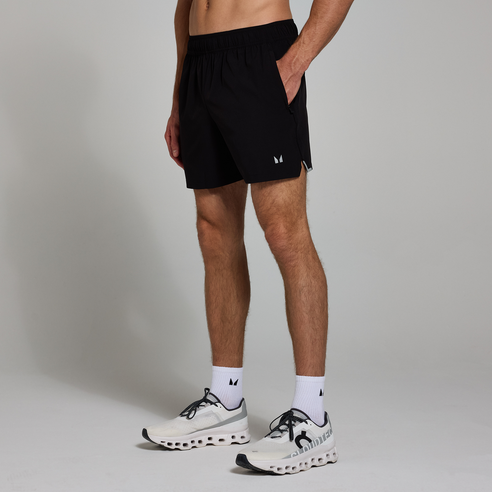 Myprotein UK MyProtein MP Men's Active Woven 5  Shorts - Black - XS