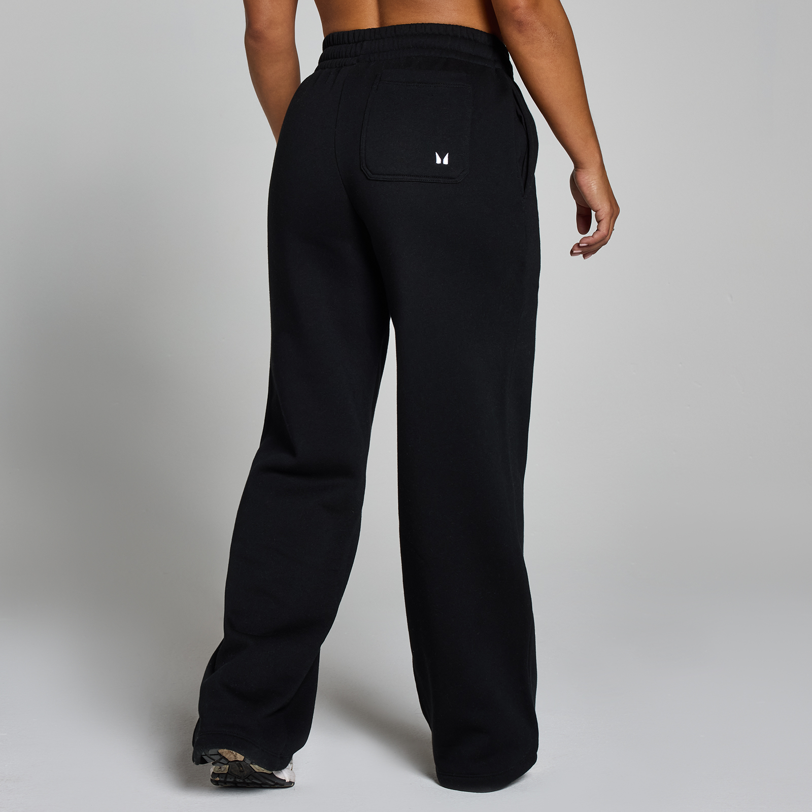 MP Damen Basics Jogginghose mit zierlicher Passform und geradem Bein – Schwarz  - XL