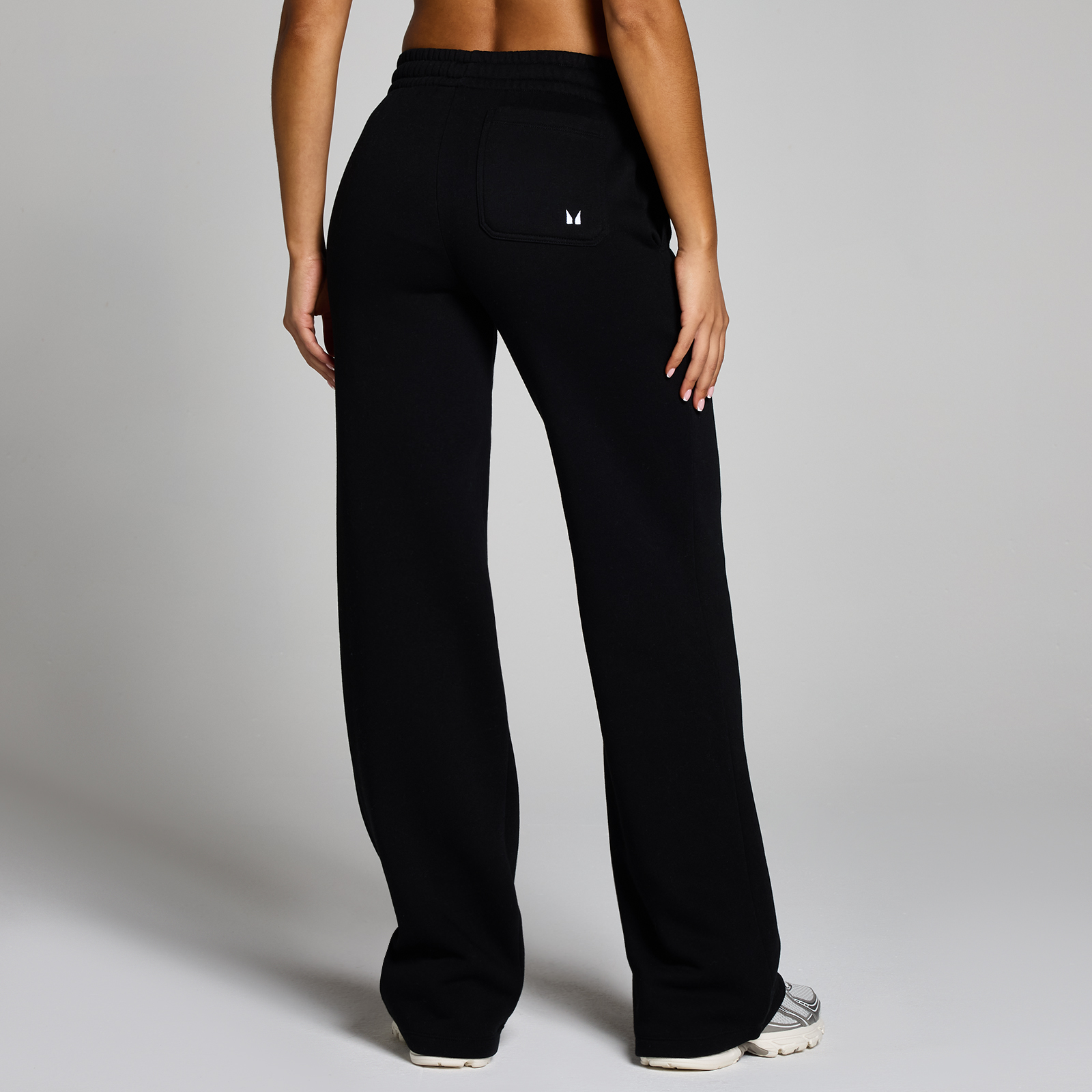 MP Damen Basics Jogginghose mit langer Passform und geradem Bein – Schwarz - L