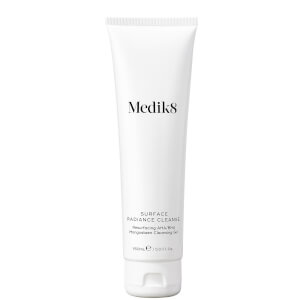 picture of Medik8 Surface Radiance Cleanse