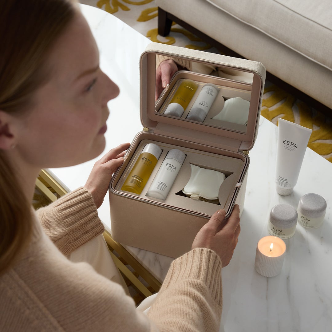 Image of Experience Collection vanity case open with product out of the box.