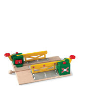 Brio Magnetic Action Crossing Brio Magnetic Action Crossing
