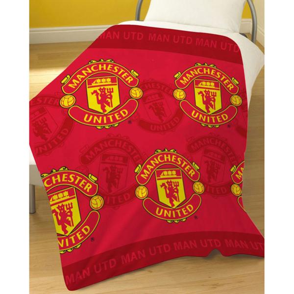 Man Utd Multi Crest Fleece Blanket Sports & Leisure