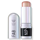 Image of NIP + FAB Make Up illuminante in stick 14 g (varie tonalità) - Galaxy 5056217800426