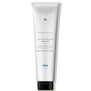 Glycolic Renewal Cleanser is a soft-foaming gel that exfoliates with a dual-acid blend while effectively cleansing impurities and long-wear makeup without stripping the skin of moisture.