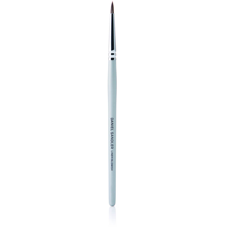 Daniel Sandler Liner/Blemish Brush