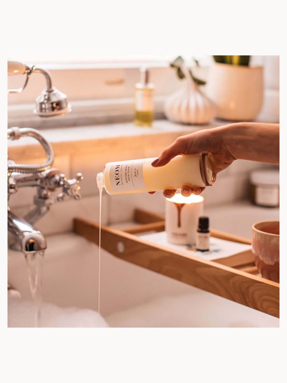NEOM Wellbeing Real Luxury De-Stress Bath Foam (200ml) 3