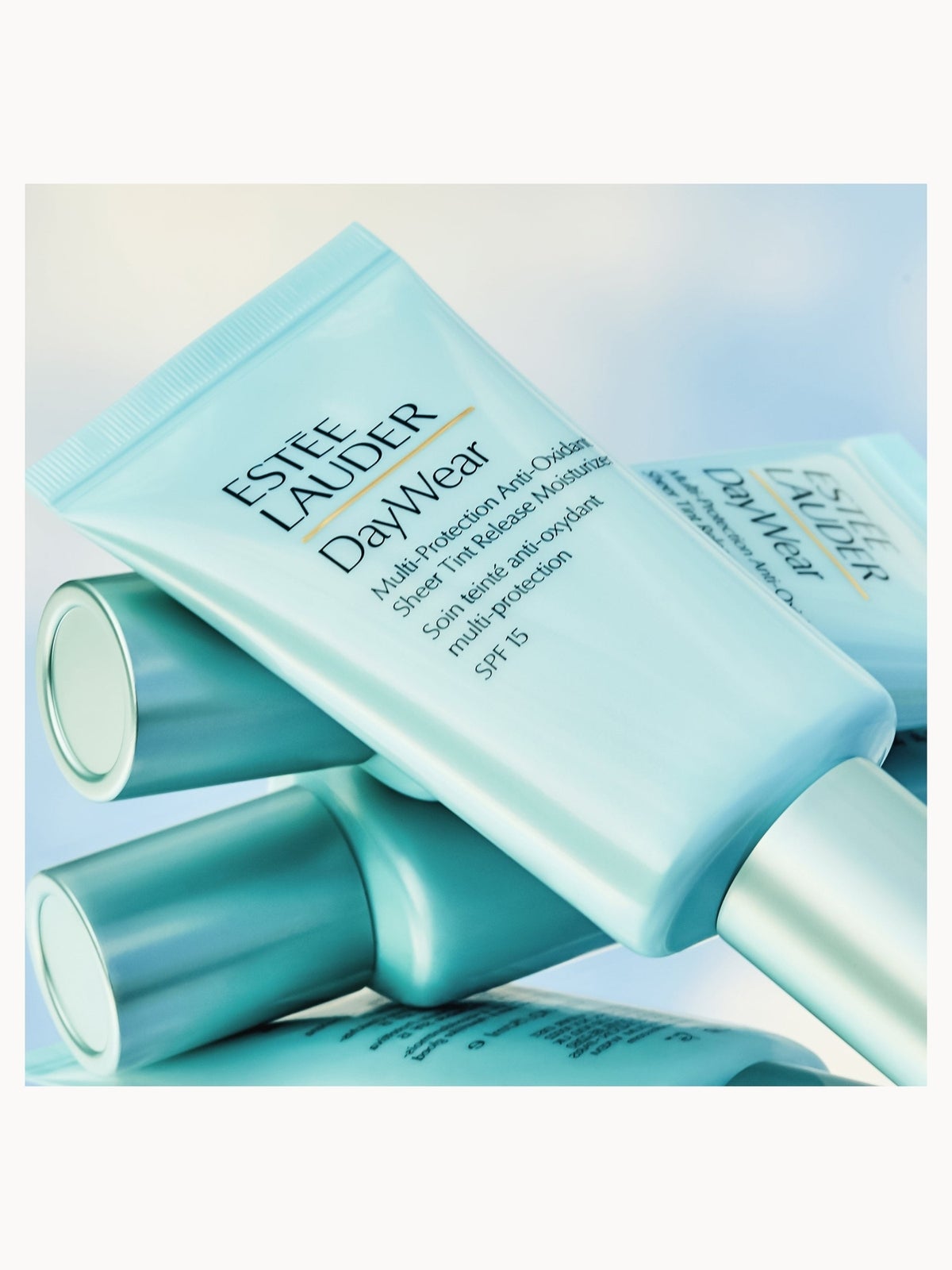 Estée Lauder DayWear Multi-Protection Anti-Oxidant Sheer Tinted Moisturiser SPF15 50ml, photo 3