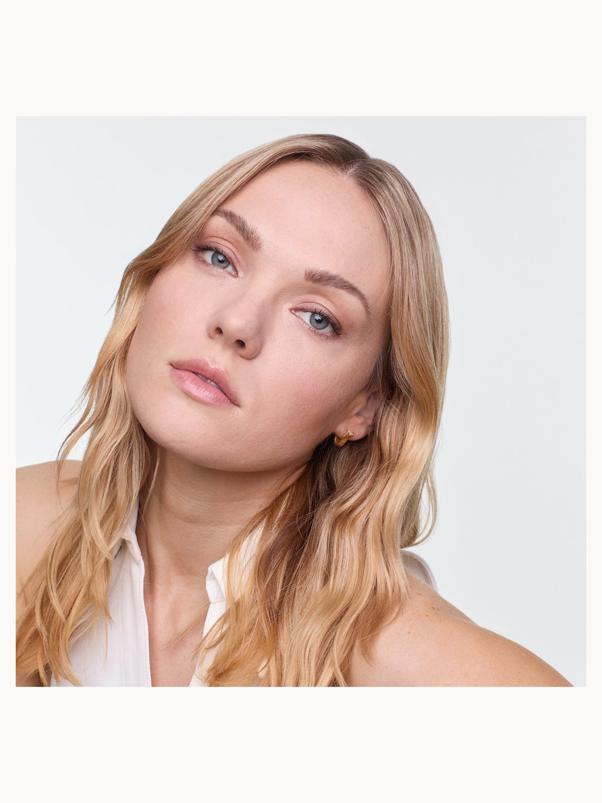 L'Oréal Paris True Match Liquid Foundation: Hydrating Makeup for a Flawless Complexion in Shade 1N Ivory, 30ml, photo 16