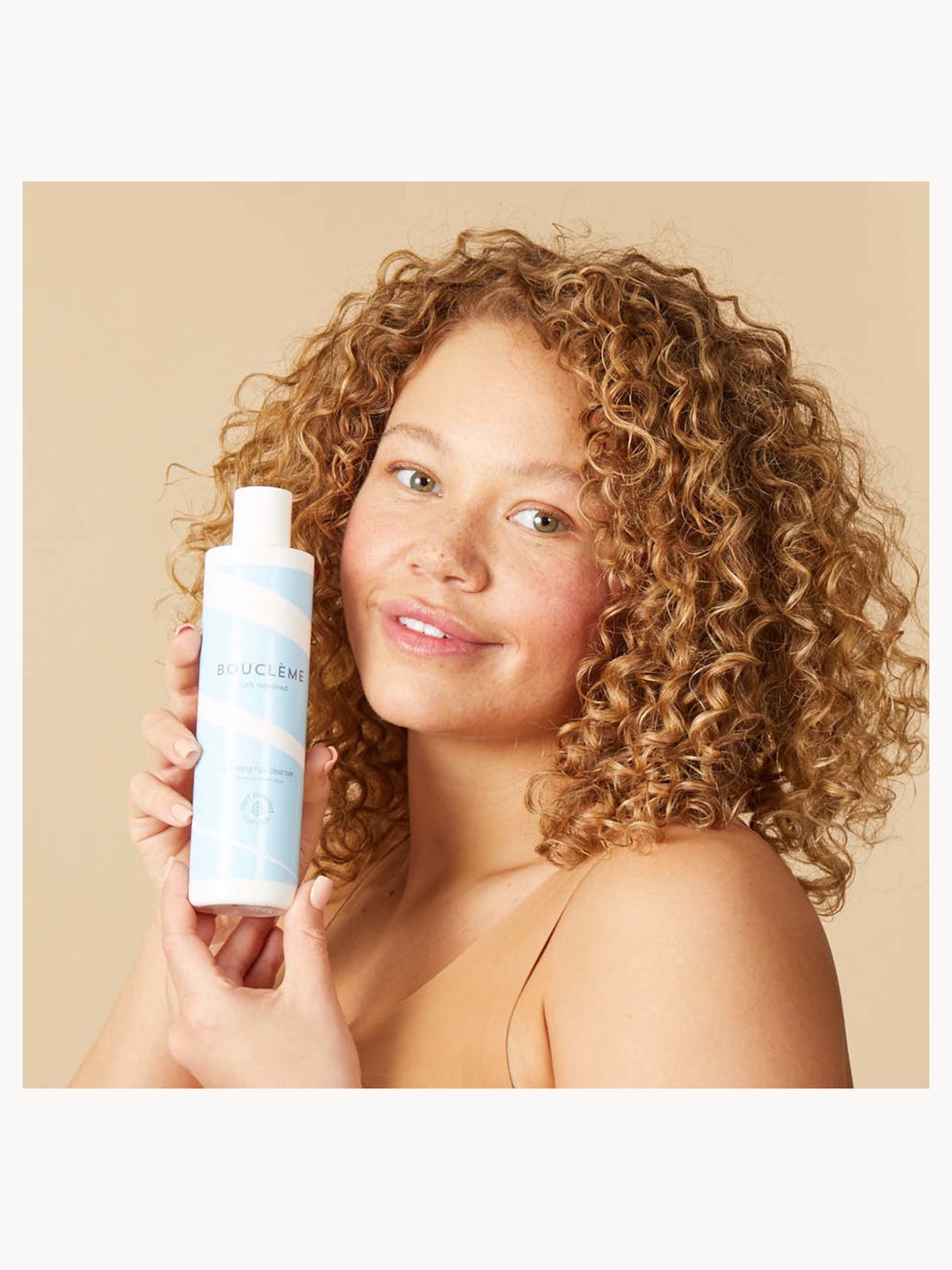 Bouclème Hydrating Hair Cleanser 300ml 3