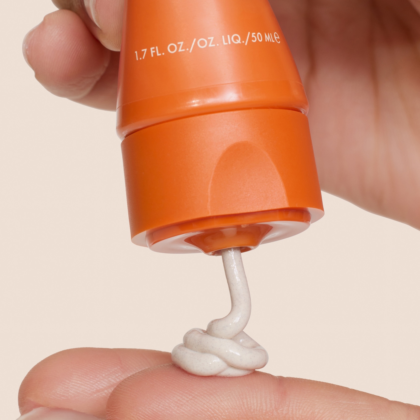 Thumbnail - Origins GinZing™ Energy-Boosting Tinted Moisturizer LSF40 50ml