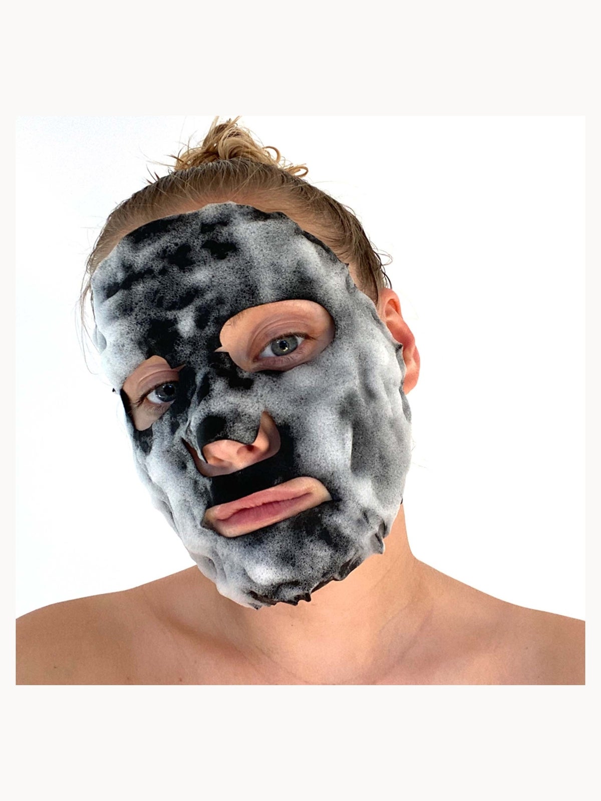 BEAUTYPRO Detoxifying Foaming Cleansing Sheet Mask with Activated Charcoal 2