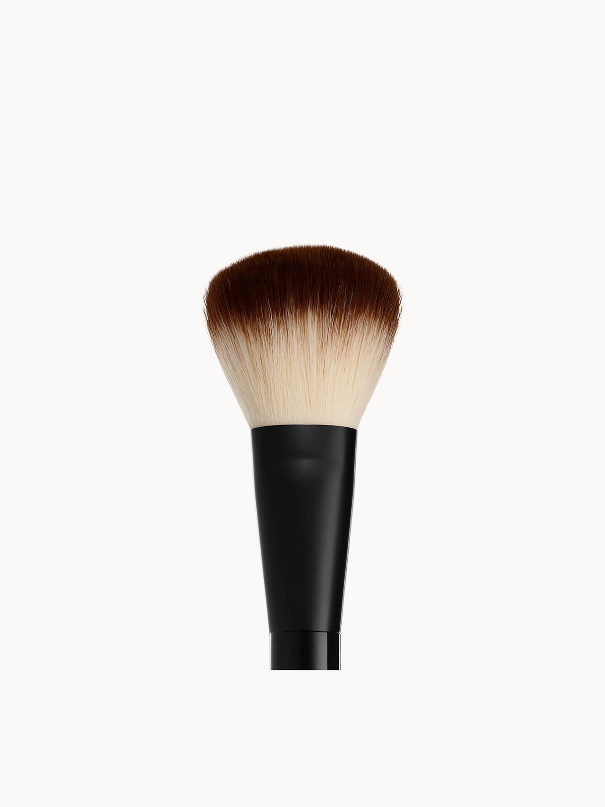 NYX Professional Makeup Pro Powder Brush 3