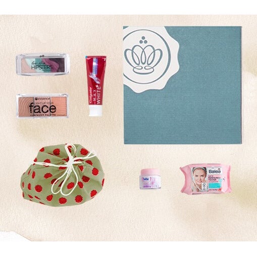 GLOSSYBOX Young Beauty Oktober 2016 - DE