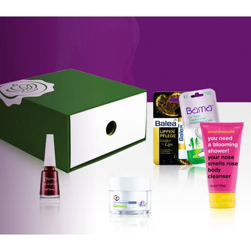 GLOSSYBOX Young Beauty Dezember 2013 - DE