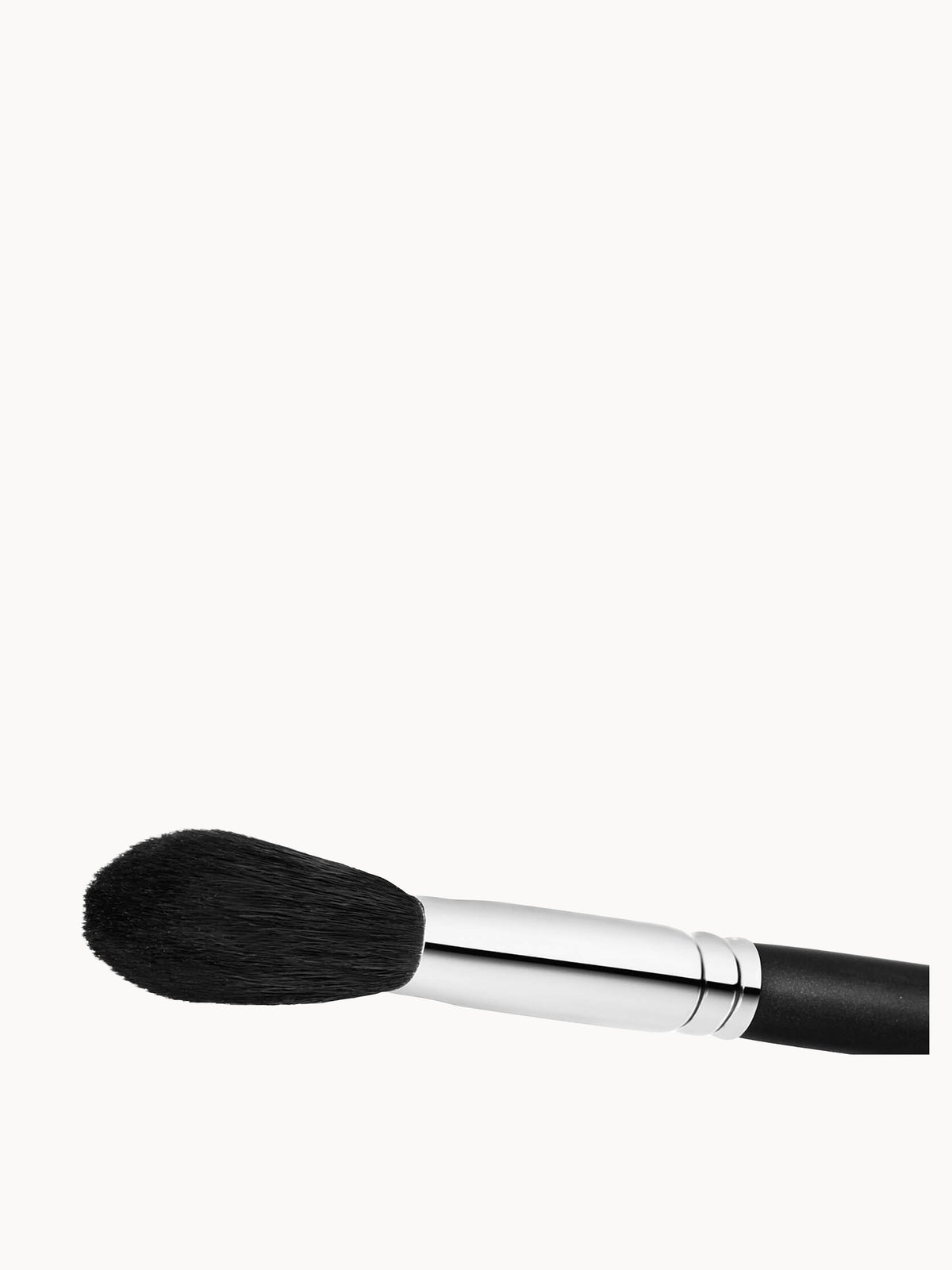 MAC 129S Powder/Blush Brush 2