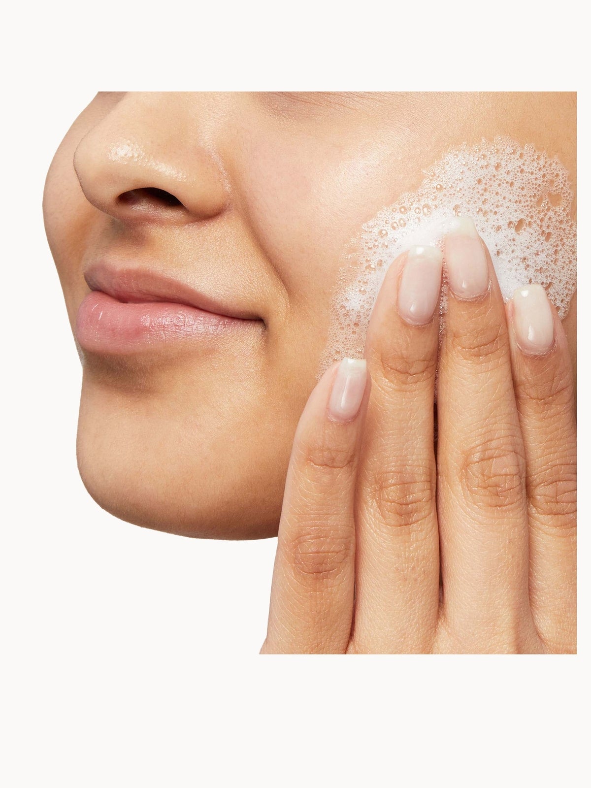 CeraVe Foaming Cleanser with Niacinamide for Normal to Oily Skin 236ml 3