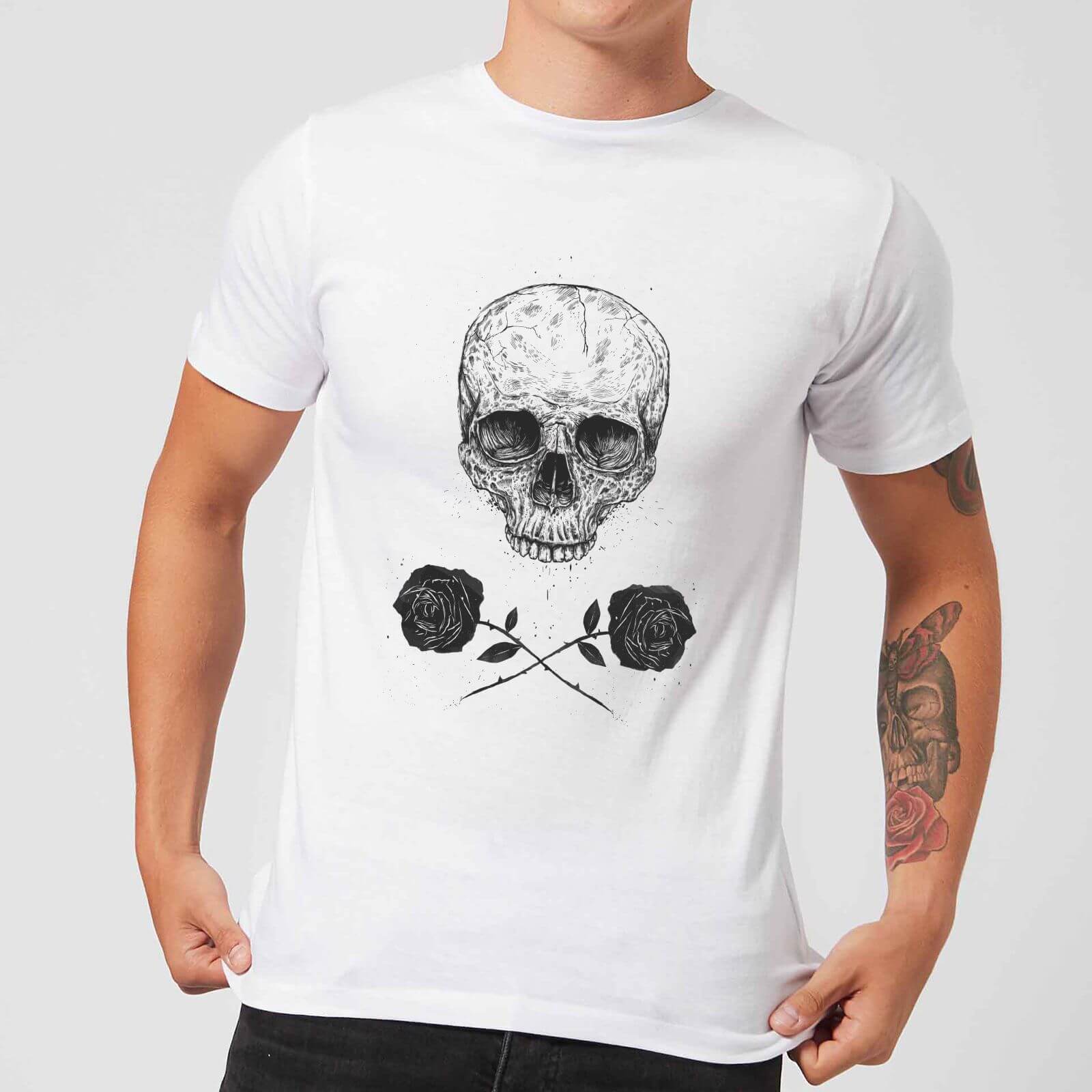 

Balazs Solti Skull And Roses Men's T-Shirt - White - 5XL - Blanc