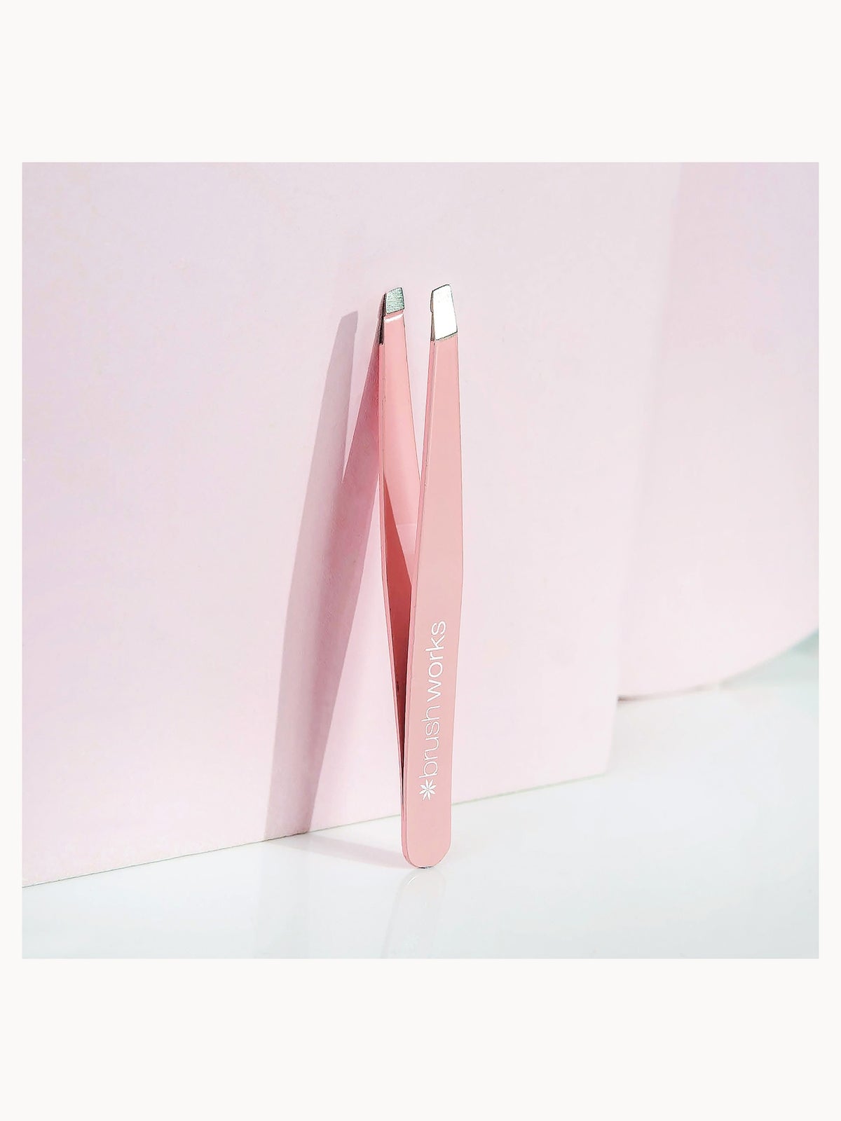 brushworks Precision Slanted Tweezers 2