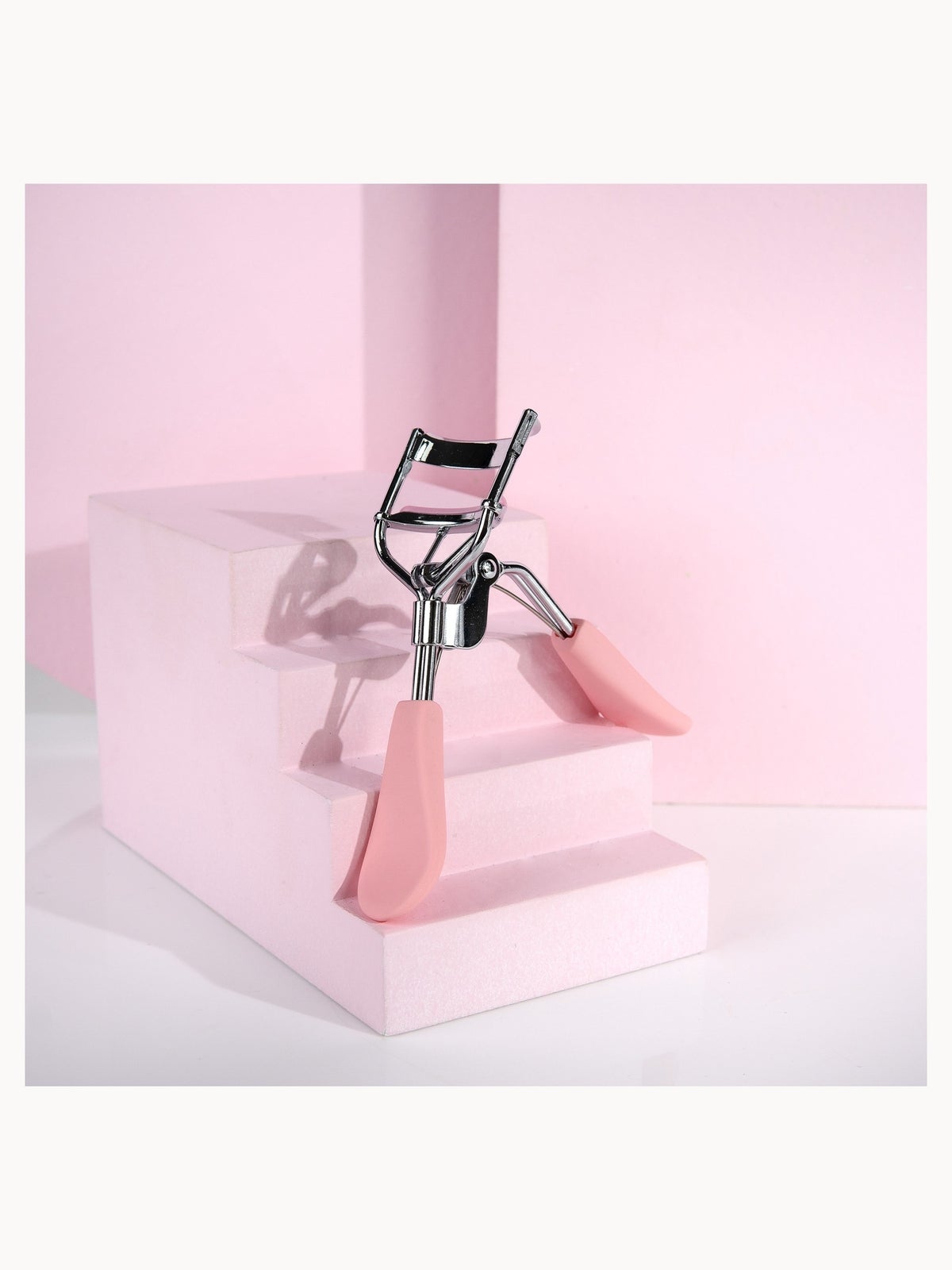 brushworks Lash Curler 3
