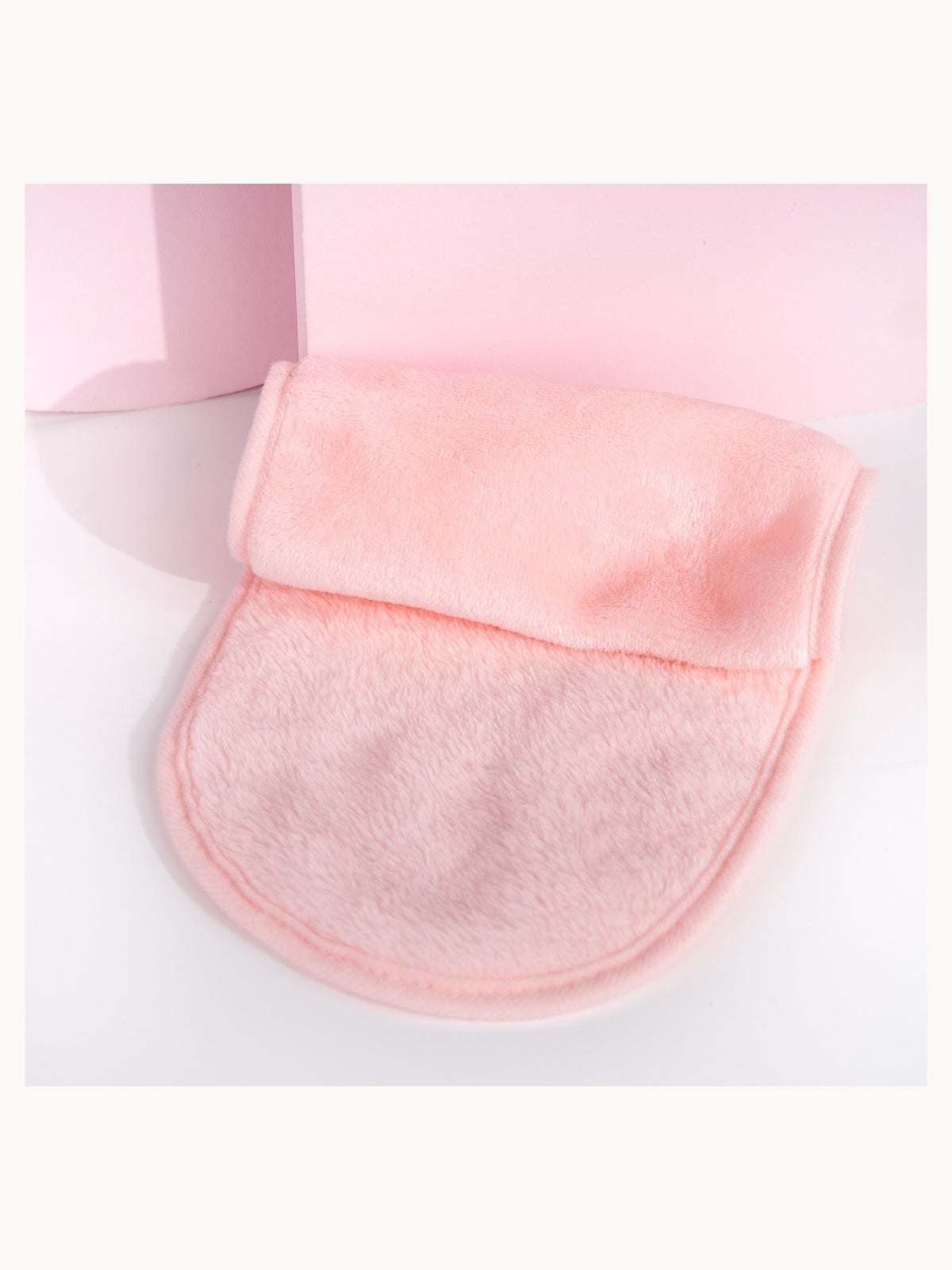 brushworks Makeup Remover Cloth 2