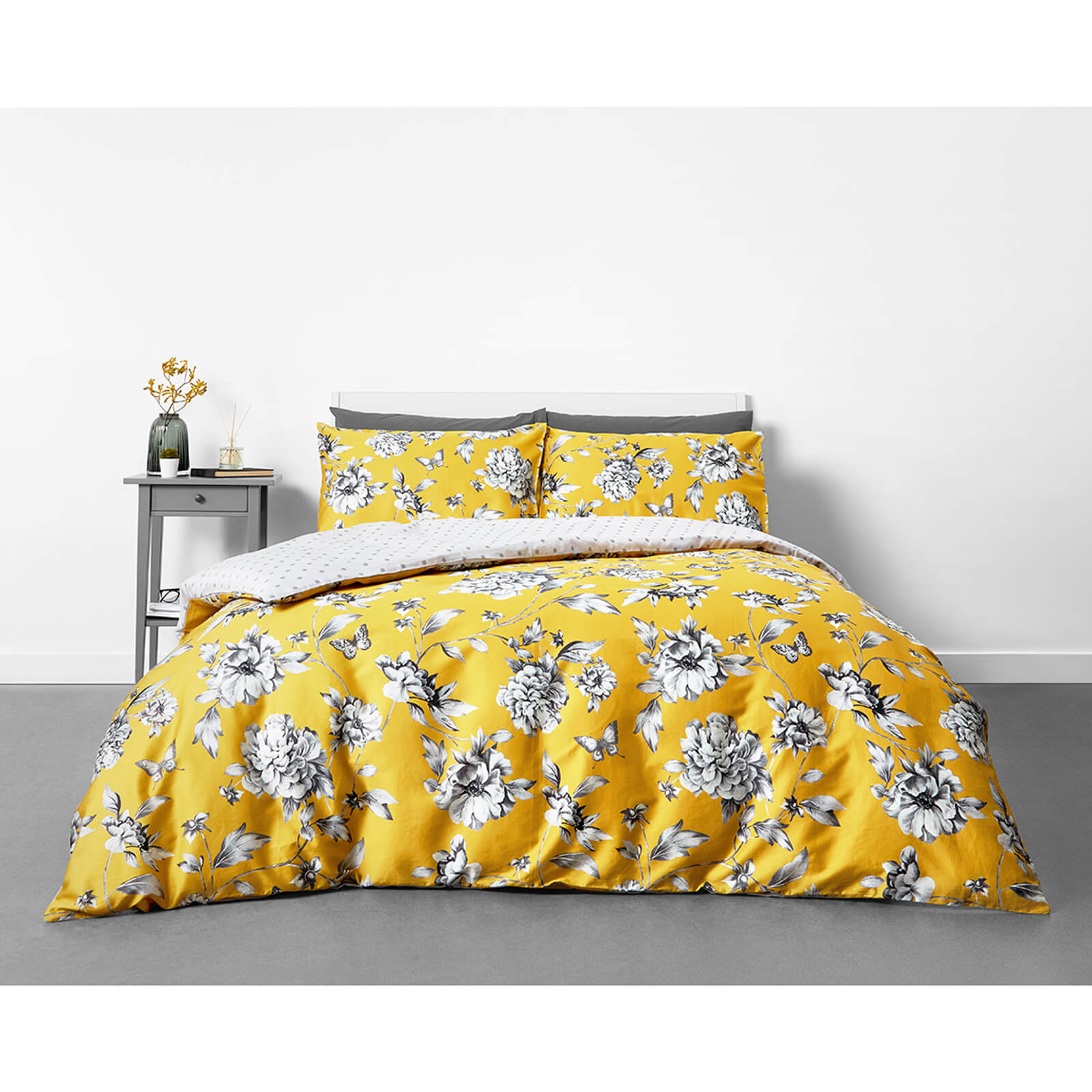 in homeware Sophie Floral Duvet Set - Yellow - Single
