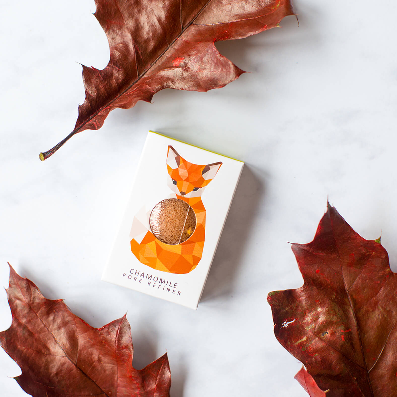 Artikel klicken und genauer betrachten! - Verwöhn deine Haut mit einer gründlichen, pflegenden und mineralreichen Reinigung mit dem Woodland Fox Pure Konjac Mini Pore Refiner von der vielfach ausgezeichneten K-Beauty-Marke The Konjac Sponge Company. Der feuchtigkeitsreiche Schwamm ist Teil der Woodland-Creatures-Kollektion. | im Online Shop kaufen
